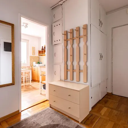 Wrzeszcz Standard By Bookinghost * グダニスク