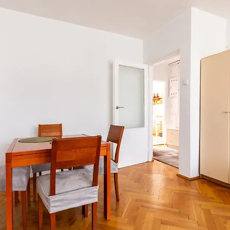 Appartement Wrzeszcz Standard By Bookinghost