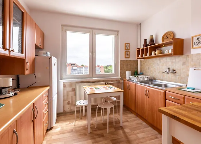 Wrzeszcz Standard By Bookinghost